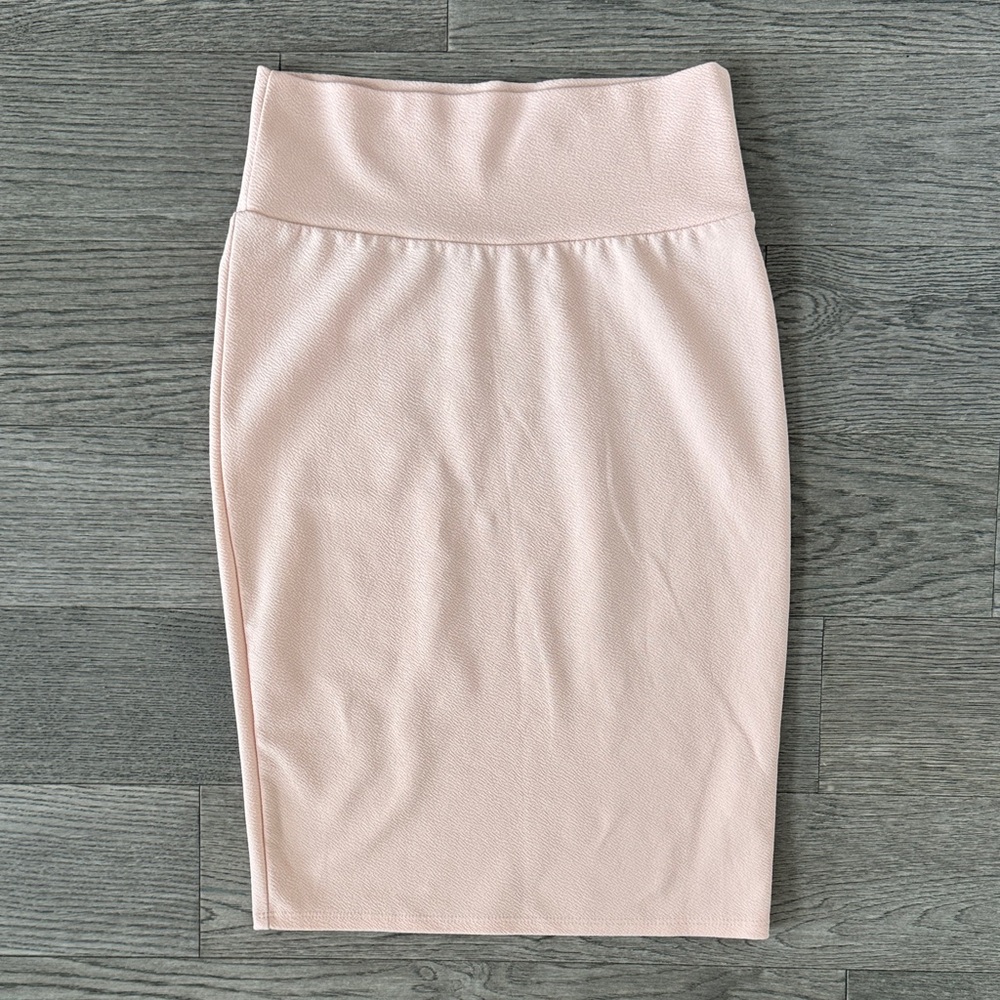 🌼LULAROE🌼 Pink Stretchy Textured Pencil Skirt, Size XS